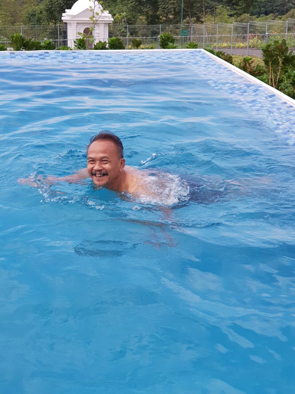 Renang Lansia