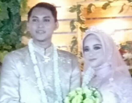 Takut Rambutnya Rontok, Cowok Ini Tidak Mau Menyisir Rambutnya, Apa Pendapat Agan?