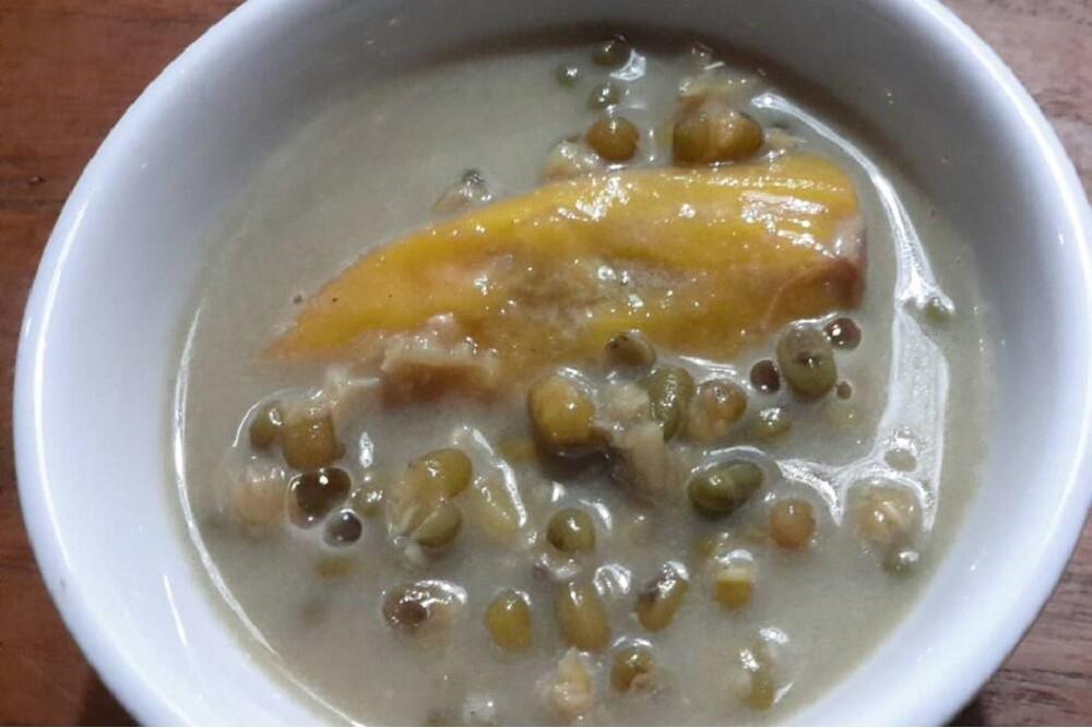 Bubur Kacang Hijau Pisang Susu Sehat nan Menyegarkan