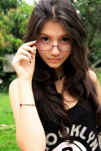 Punya Kekasih Sangat Cantik, Sakit Sekali (Gak Percaya? Buktikan Saja)