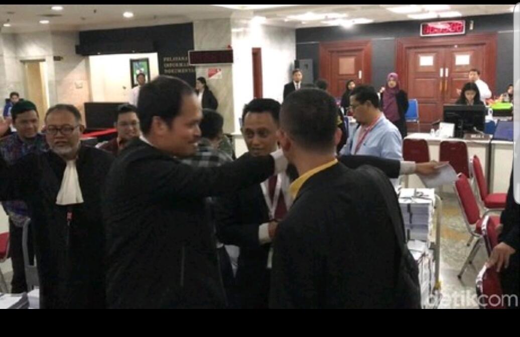 BW Usir Tim Hukum KPU : "Don't Against The Law".