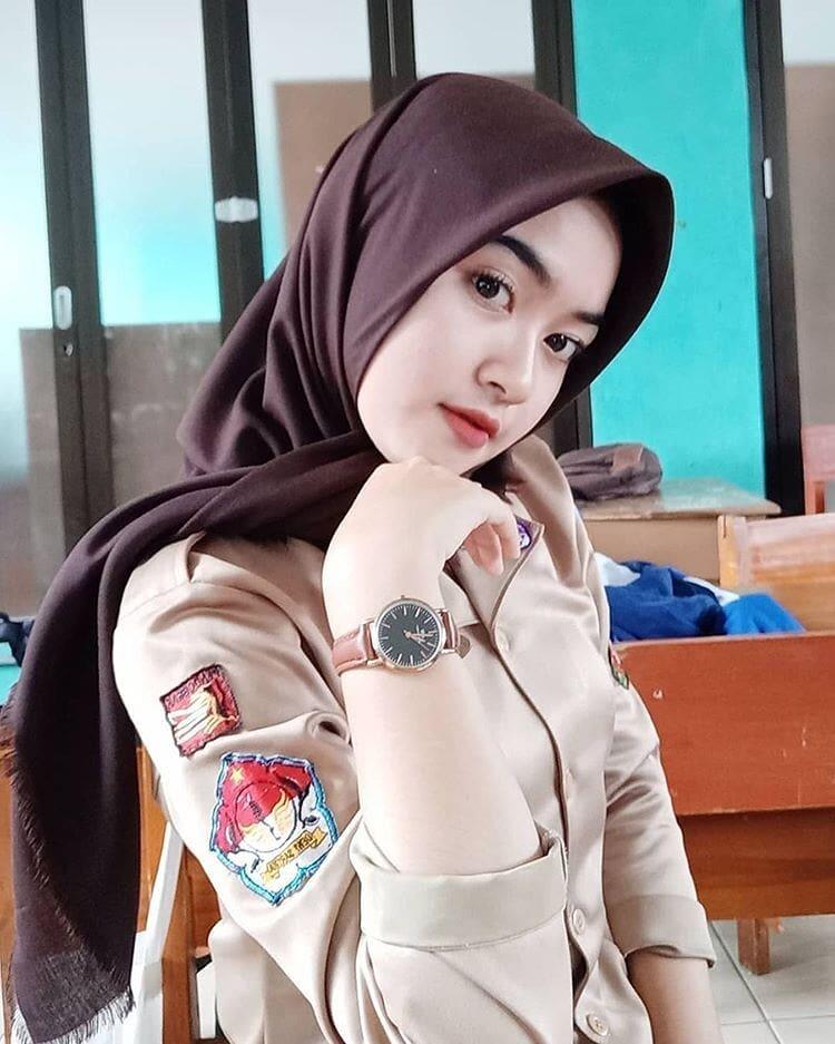 2 Pelajar SMK Pemeran Video Mesum “Jangan Kasih Nyala Blitz-nya” Dikeluarkan Sekolah