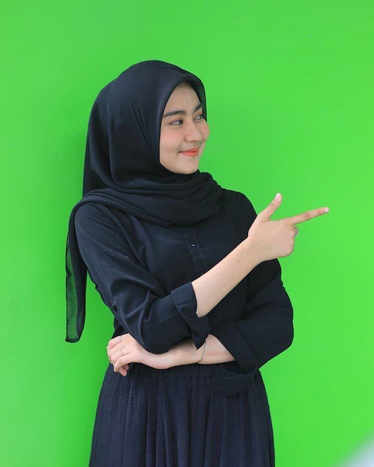 2 Pelajar SMK Pemeran Video Mesum “Jangan Kasih Nyala Blitz-nya” Dikeluarkan Sekolah