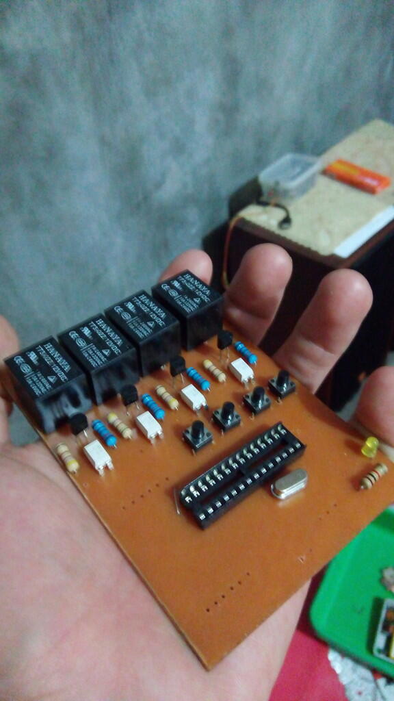 Merakit timer 4 channel menggunakan lcd 1202
