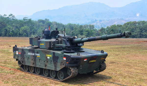 ULTAH JOKOWI DAN BAHAGIA PERTAHANAN KITA