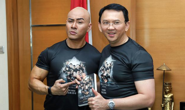 Momen Deddy Corbuzier Salat Magrib Berjamaah di Rumah Ma'ruf Amin