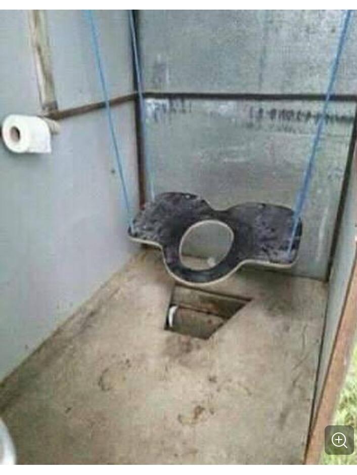 Toilet-toilet Itu Membuat Aku Jatuh Cinta