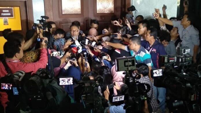 Hasil sidang MK: Sejumlah dalil kubu Prabowo ditolak, unjuk rasa bubar

