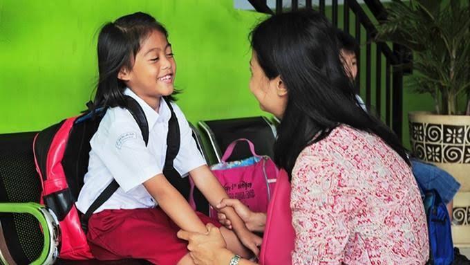 4 Tips Skema Pendampingan di Hari Pertama Sekolah, Ayo Antar Anak.