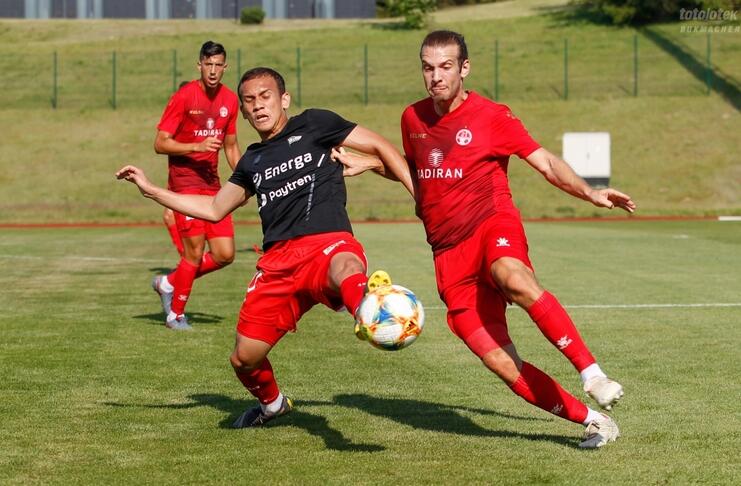 Egy Dapat Kesempatan Bermain Terlama Di Lechia Gdansk