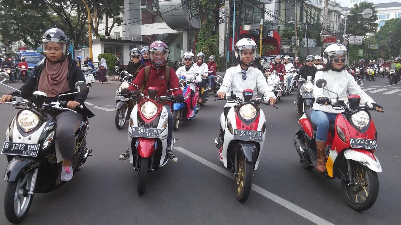 5 Tips Naik Motor Agar Aman, No 4 Cara Pintar dan Kekinian!