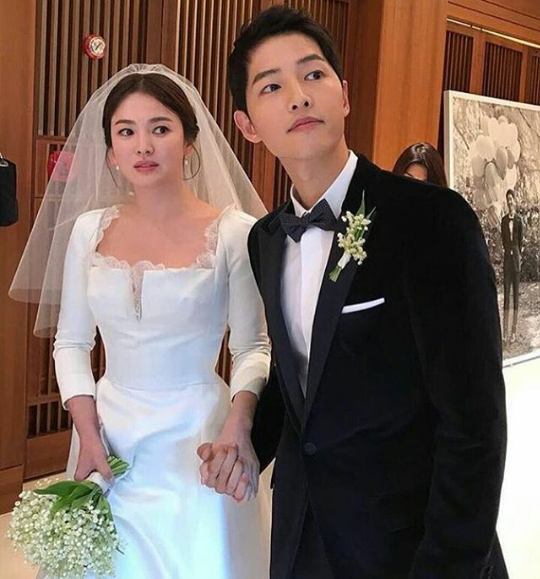 Soong Joong ki Menggugat Cerai Istrinya Song Hye Kyo, Apa Pendapat Kalian Gaees?