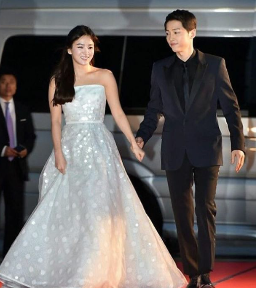 Soong Joong ki Menggugat Cerai Istrinya Song Hye Kyo, Apa Pendapat Kalian Gaees?