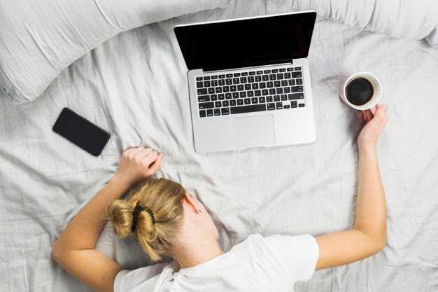 Capek dan Badan Pegal-Pegal? 4 Seni Tidur Singkat Ini Bisa Kembalikan Energi Tubuhmu
