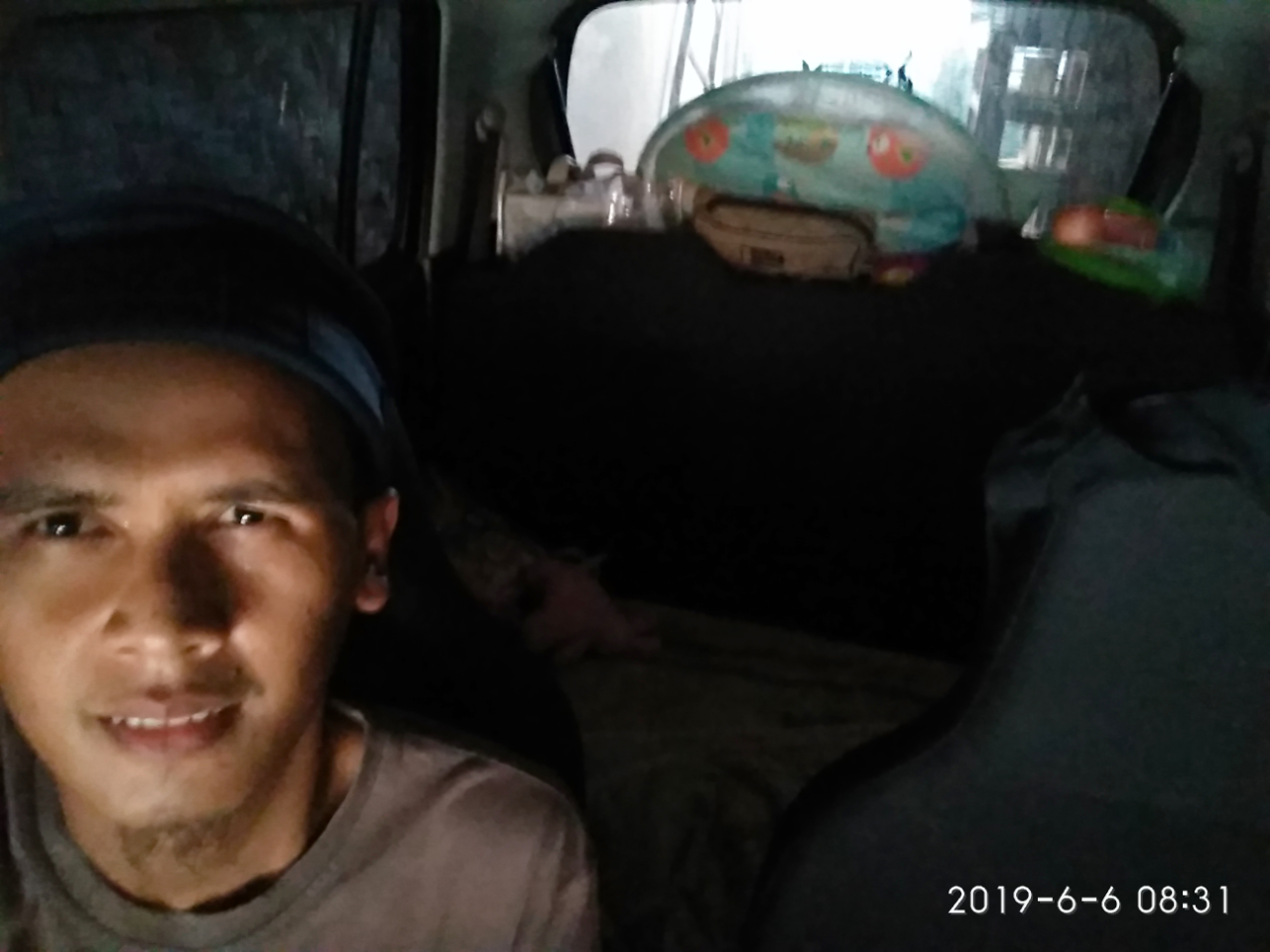 Gara-gara terlalu berpatokan pada Google Maps, Bodi Mobil jadi makanan batu