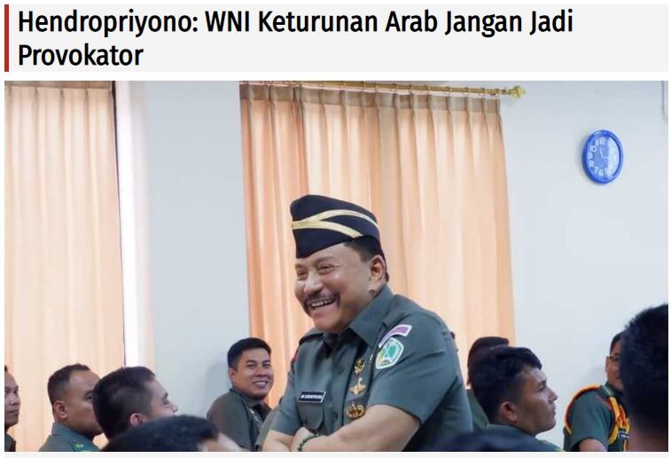 Anies Gelar Sayembara Desain Seragam Persija untuk PNS DKI