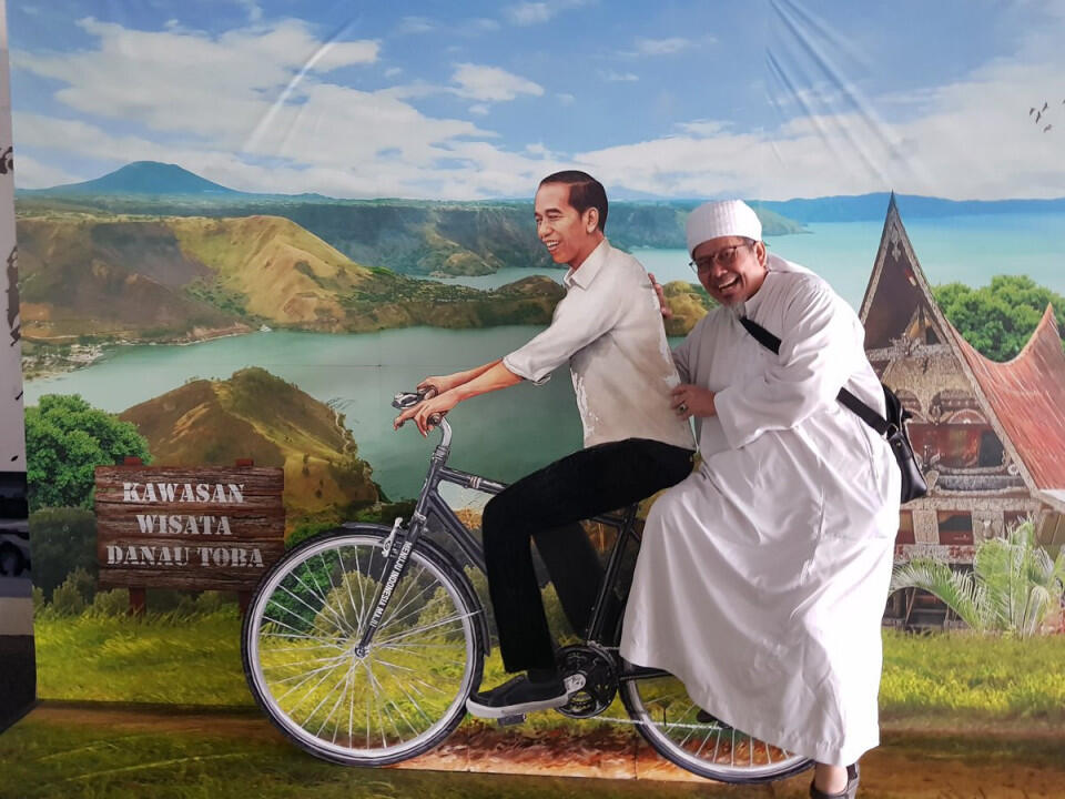 Tengku: Gubernurnya dan Menterinya Pasti Hebat, Nah, Bagaimana dengan...? Malu Ah