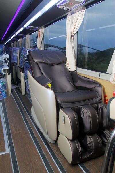 Fasilitas Mantap Bus AKAP Di Tanah Sulawesi Ada Kursi Untuk Pijetnya !!