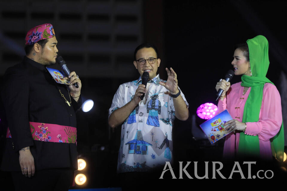 Anies Diminta Beri Contoh Naik Angkutan Umum saat Berangkat dan Pulang Kerja