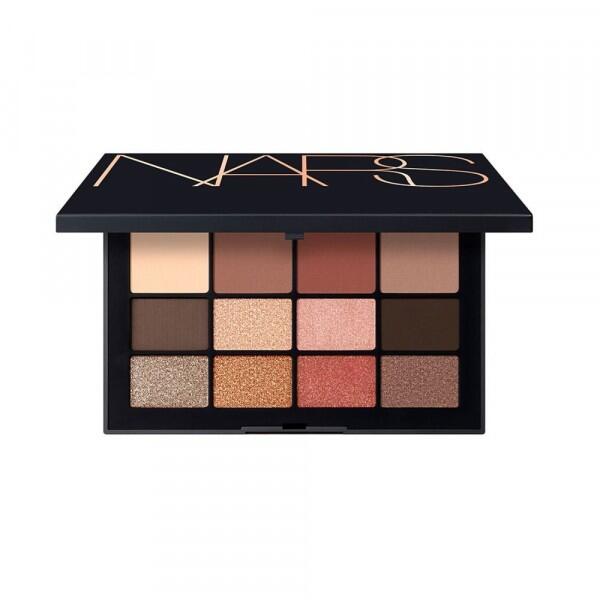 6 Rekomendasi Palet Eyeshadow Untuk Pemula, Banyak Warnanya!