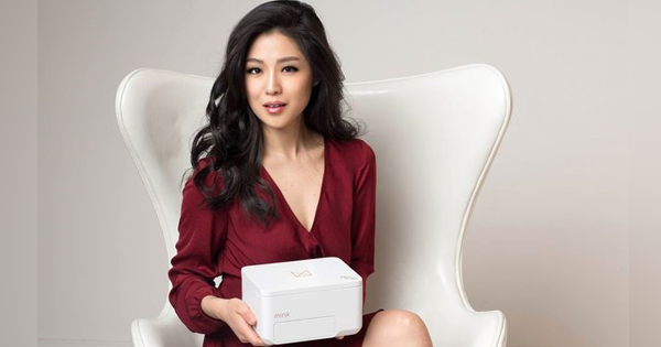 3D Printed Makeup Jadi Trend Makeup Terbaru! Gimana Bentuknya Ya Sis?