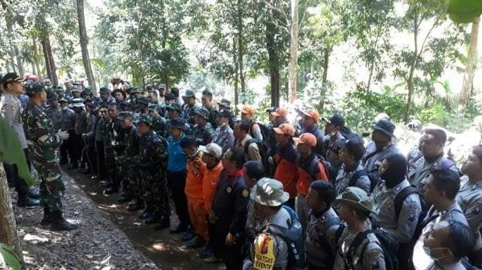 &#91;VIRAL&#93; Kronologi hilangnya siswa SMP saat mendaki gunung PIRAMIDA - Bondowoso