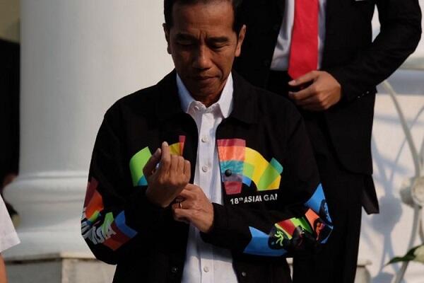 Presiden Jokowi Aja Bangga Pakai Brand Lokal, Masa Lo Enggak Bro?