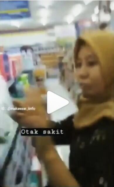 Kelakuan Mahasiswi Yang Iseng Mengacak-acak Minimarket! Setelah Viral Baru Minta Maaf