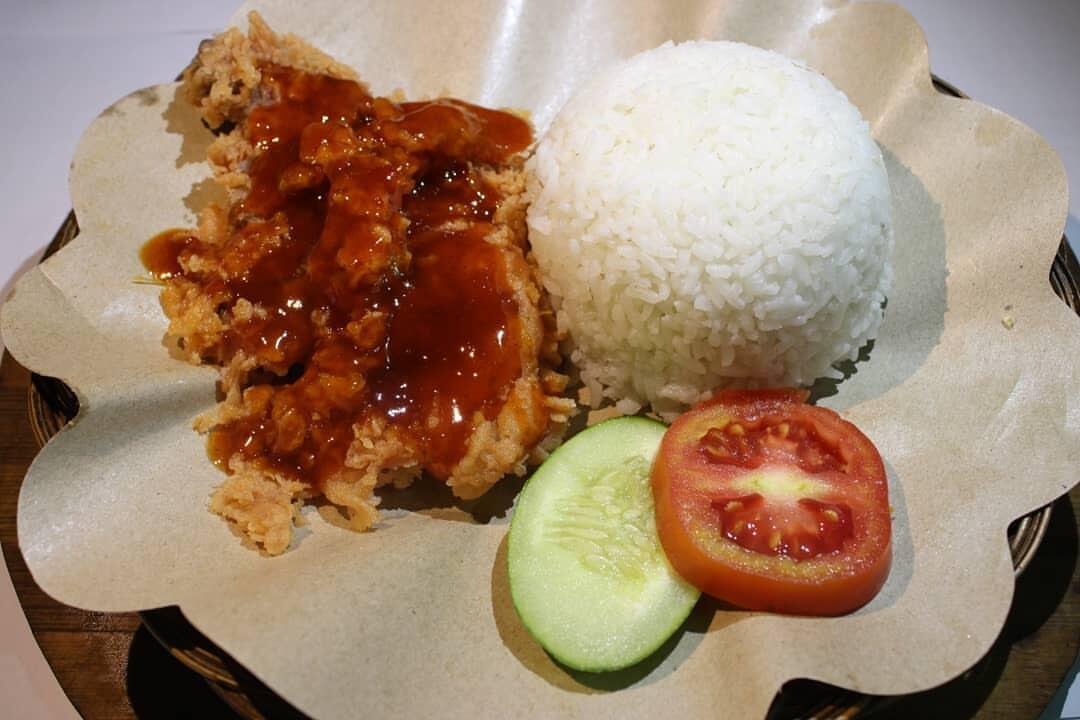 ini dia berbagai macam variasi ayam geprek. 