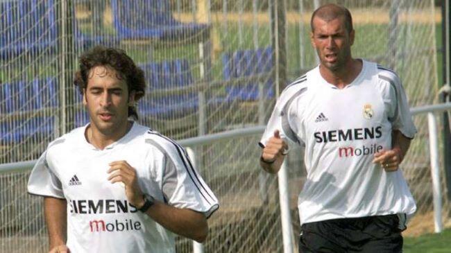 Kapan Raul Gonzalez Geser Zinedine Zidane?