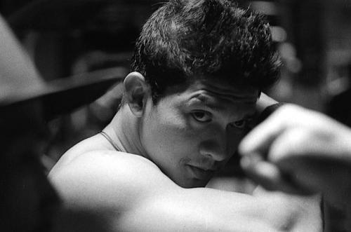 Jajal Bottle Cap Challenge, Iko Uwais Malah Tendang Teman Sendiri