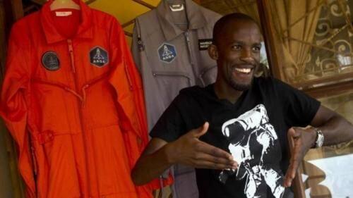 Calon Astronot Kulit Hitam Pertama Afrika Tewas dalam Kecelakaan Motor