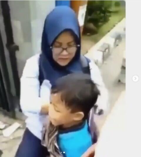 Anunya Jadi Jelek Pas Sunat! Bocah Ini Nangis Minta Dikembalikan Lagi Ti-titnya