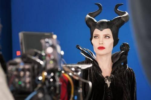Amarah Angelina Jolie Tersulut dalam Trailer Maleficent: Mistress of Evil