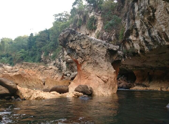 Melihat Sisa Peninggalan Citarum Purba di Sanghyang Kenit 