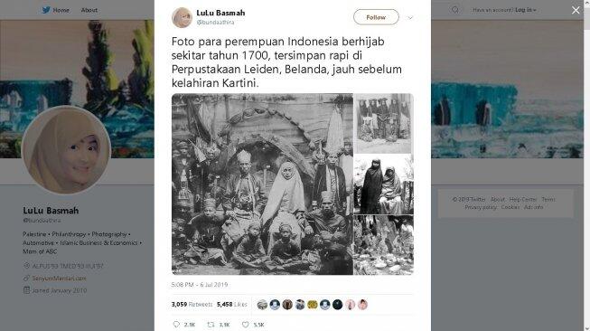 CEK FAKTA: Foto Viral Wanita Indonesia Berjilbab Dipotret Tahun 1700?