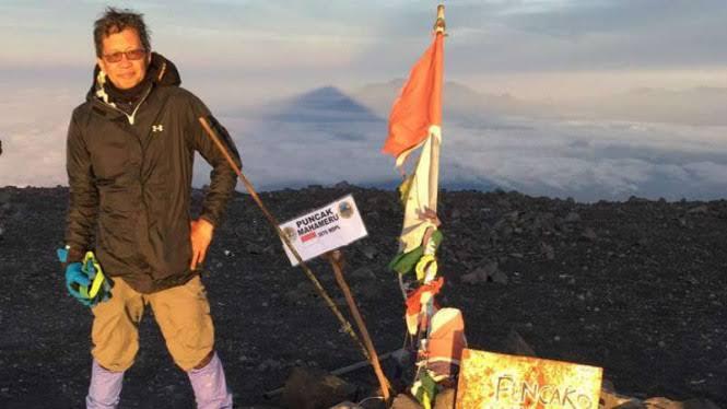 Apa Kabarmu Rocky Gerung