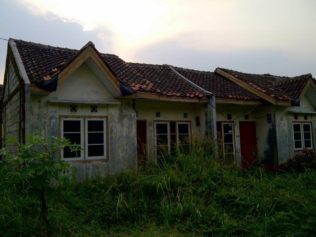  Boncengin Kuntilanak Rumah Kosong di Perumahan Bekasi Timur