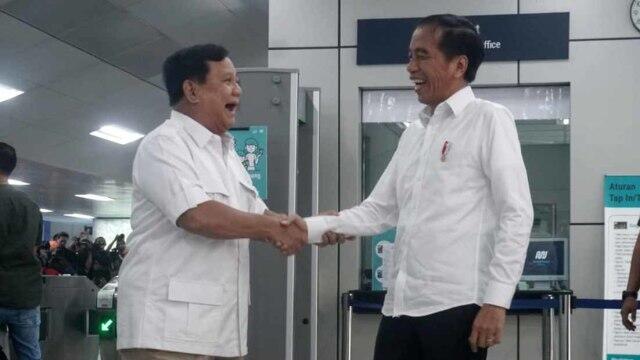  Pendukung 02 Gigit Jari! Prabowo Akhirnya Bertemu Jokowi