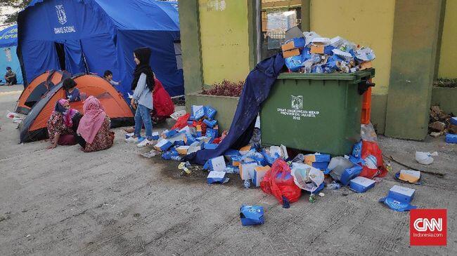 Warga Tolak Pengungsi di Eks Gedung Kodim Kalideres