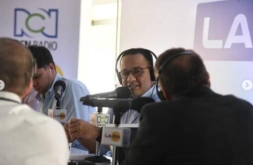 Gaya Anies Baswedan Siaran Di Radio La Fm Kota Medellin Kollmbia