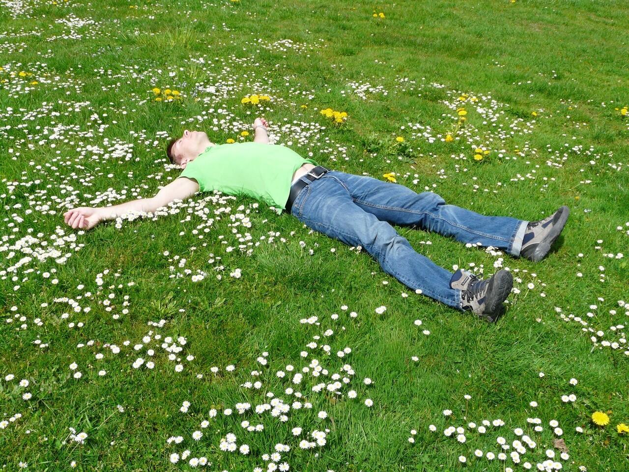 Tidur Cepat dan Seks Berkualitas Bermodal Kaus Kaki, Uw Uw Uw!