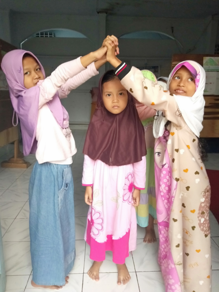 Permainan Tradisional Yang Mengasikan, Salah Satunya Cublak-Cublak Suweng