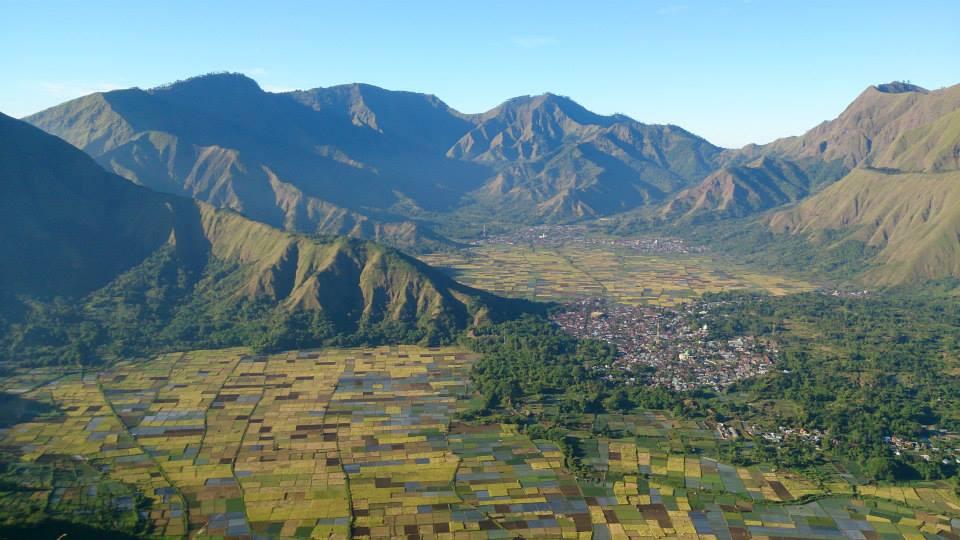 BUKIT PERGASINGAN PERIMADONA WISATAWAN