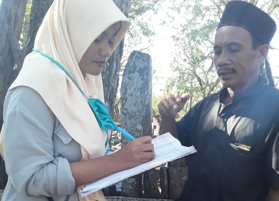 MAKAM NYATOQ REMBITAN LOMBOK HANYA BOLEH DI ZIARA HARI RABU