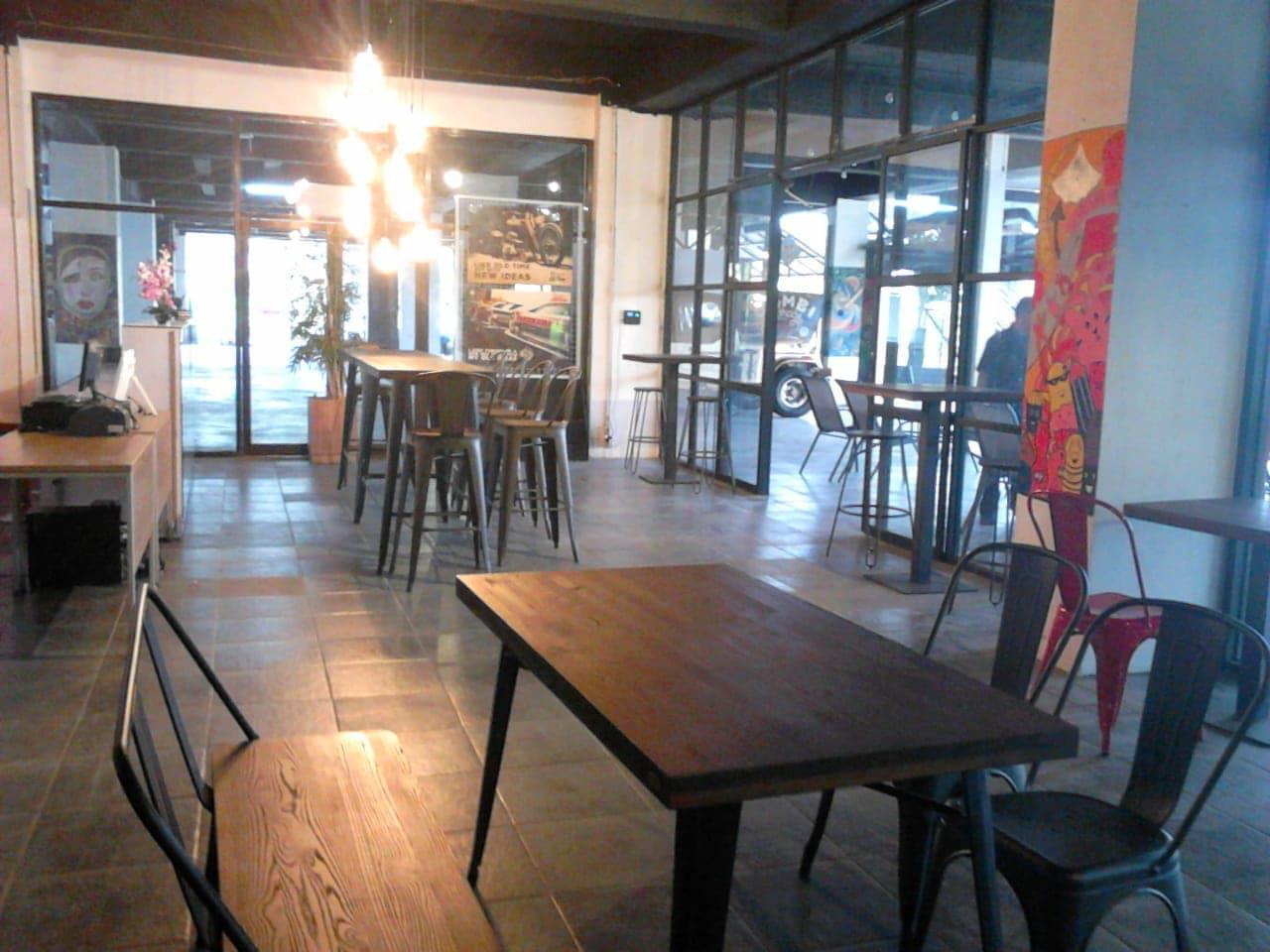 Bingung cari tempat sewa ruang meeting murah di jember.? Klik disini.