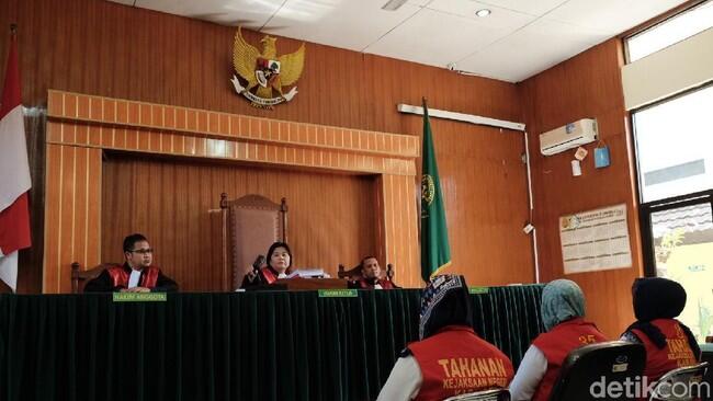 Jelang Tuntutan, 3 Emak PEPES Karawang Minta Bantuan Prabowo