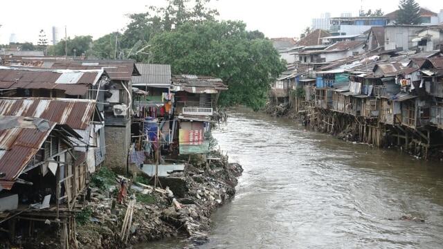 Pemanfaatan Bantaran Sungai, Salah Satunya Menjadi Kebun Bergizi