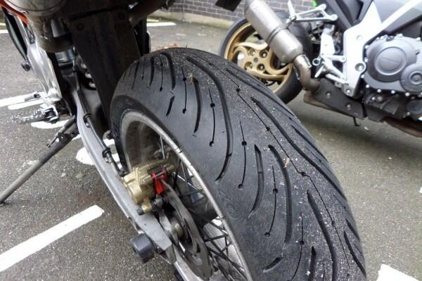 5 Komponen yang Harus Diperhatikan Saat Beli Ban Tubeless, Catat!