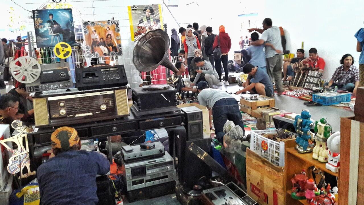 Berburu Barang Langka di Pasar Kangen Jogja